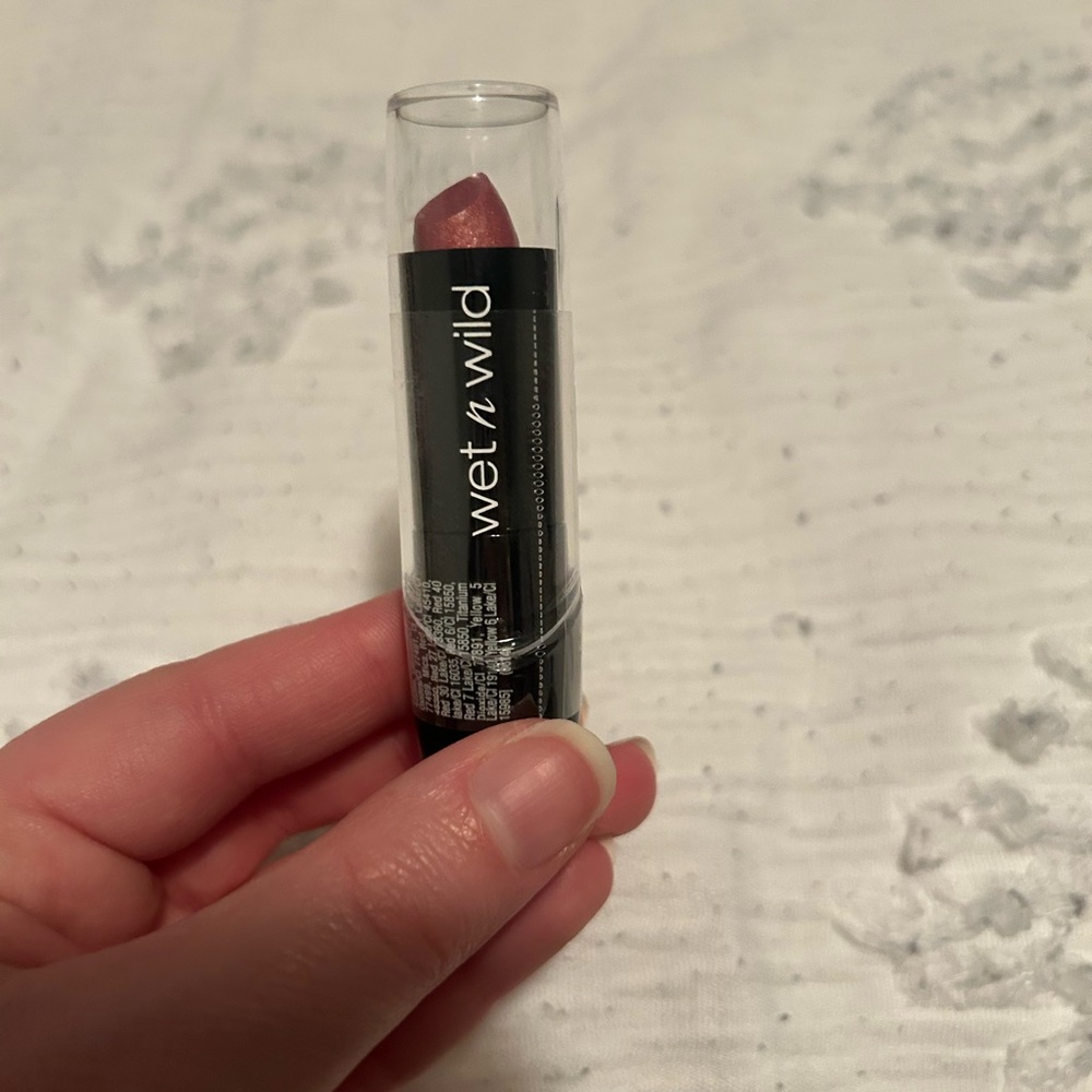 Wet n Wild Deep Red Lipstick